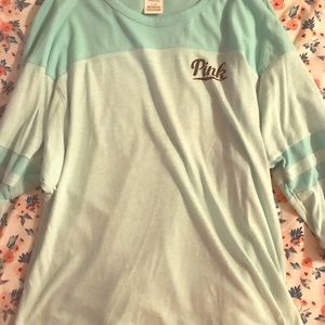 VS Pink top